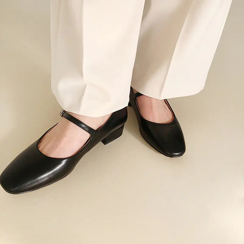 Classic Mary Jane Flats - Round Toe Comfort